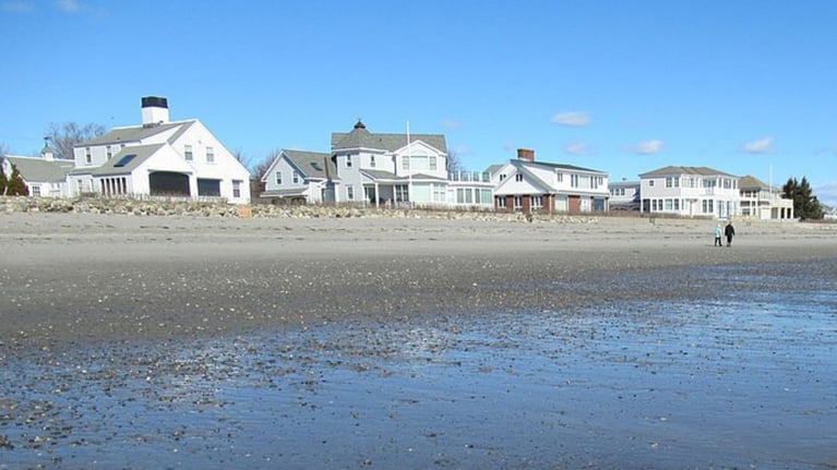 6 Benefits of Building a Home on the Seacoast